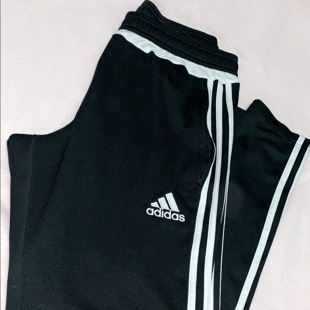 WOMENS ADIDAS TRACK/JOGGER PANTS SIZE MEDIUM